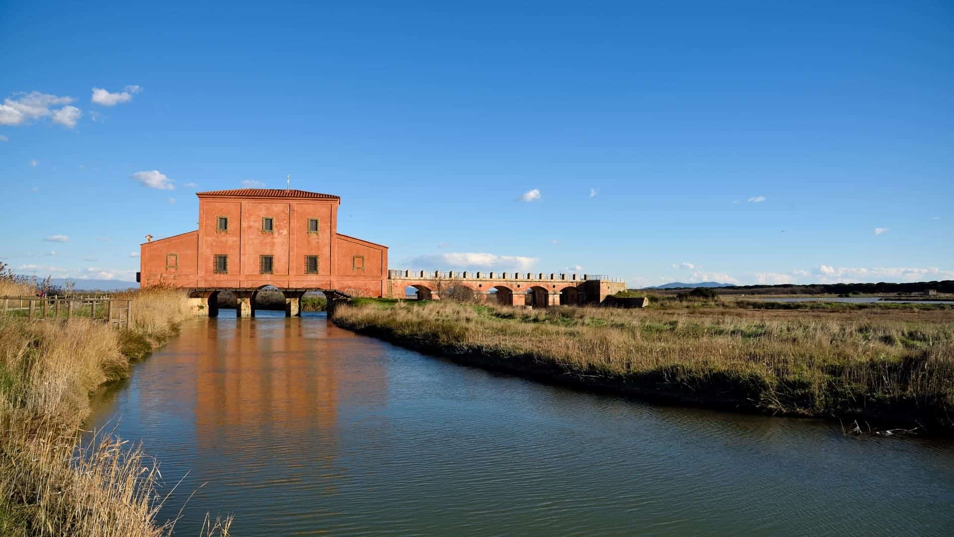 Panoramablick auf das Museum Casa Rossa Ximenes