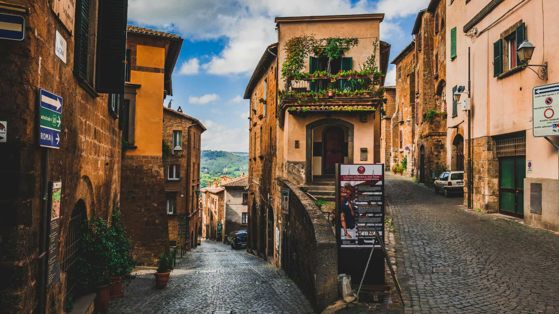 Blick auf eine Straße in Orvieto