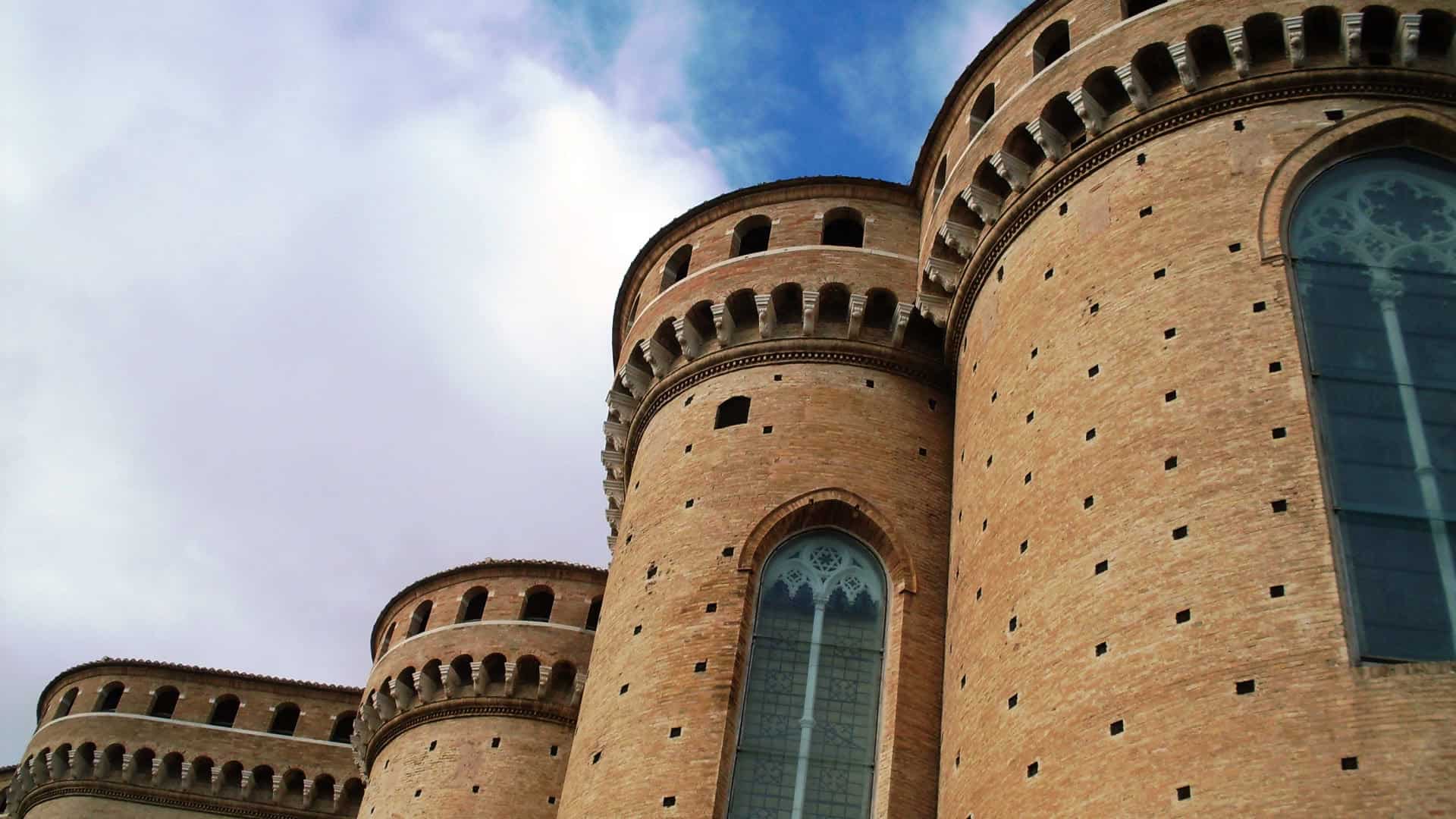 Detail der Wachtwege in Loreto. Foto von Claudio Stanco