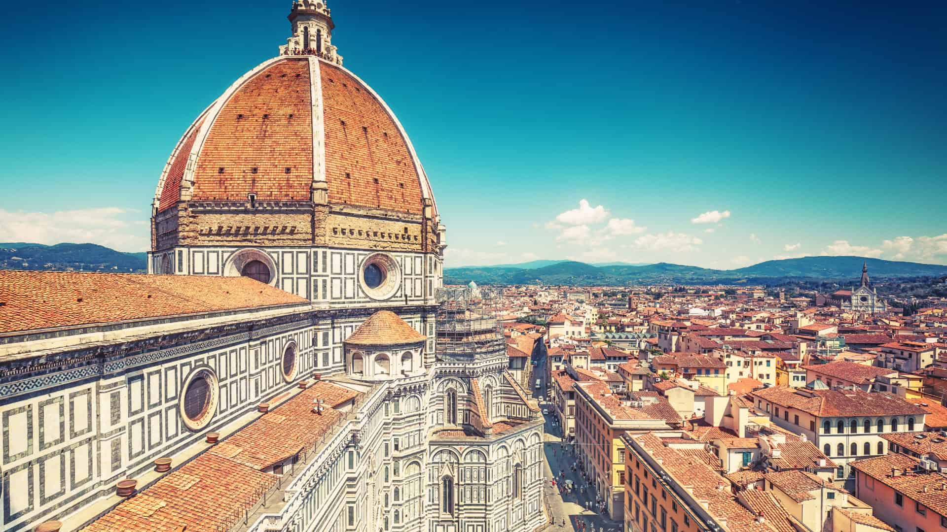Panoramablick auf den Dom und die Stadt Florenz