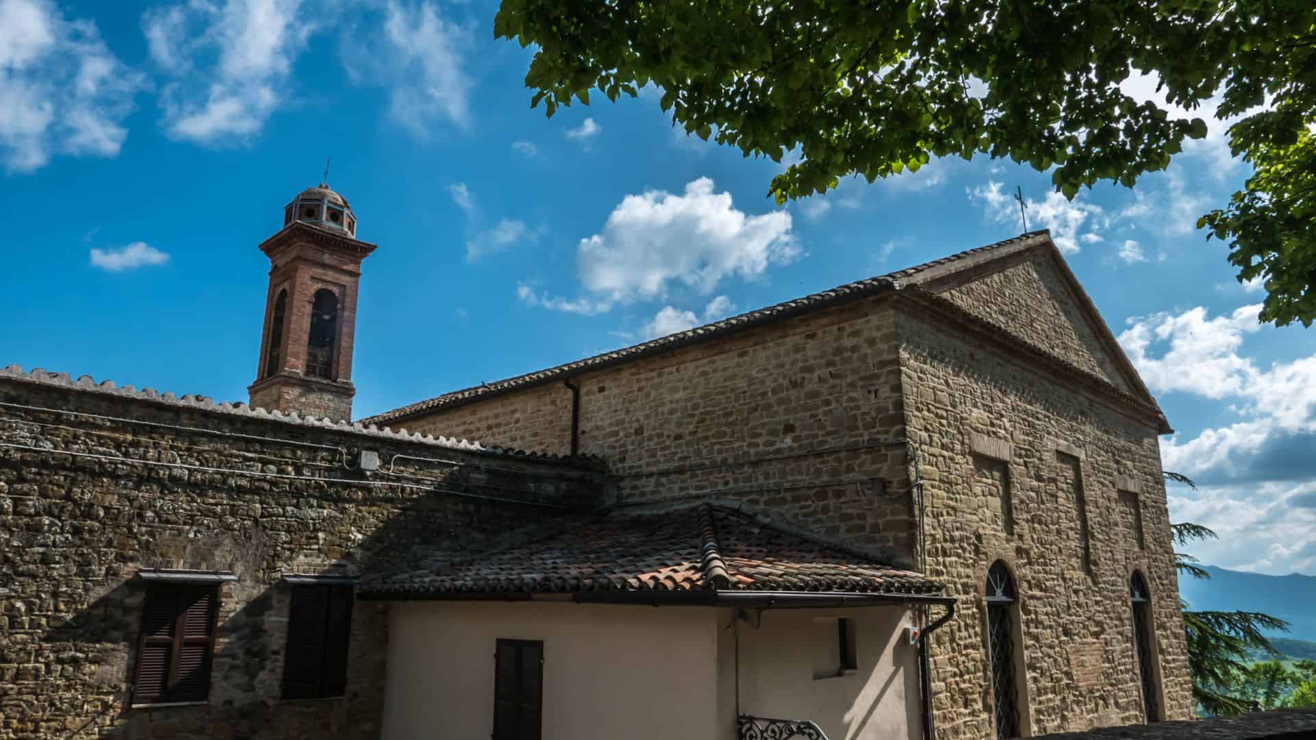 Historisches Gebäude in Ginesio