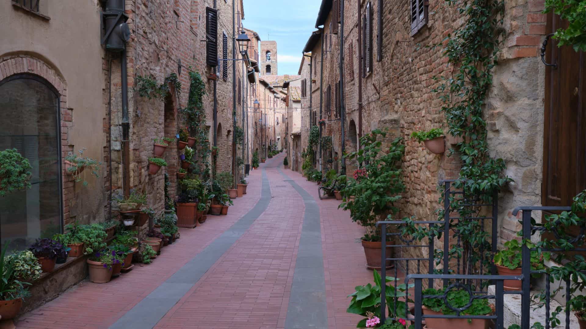 Eine Gasse in Casole D’Elsa