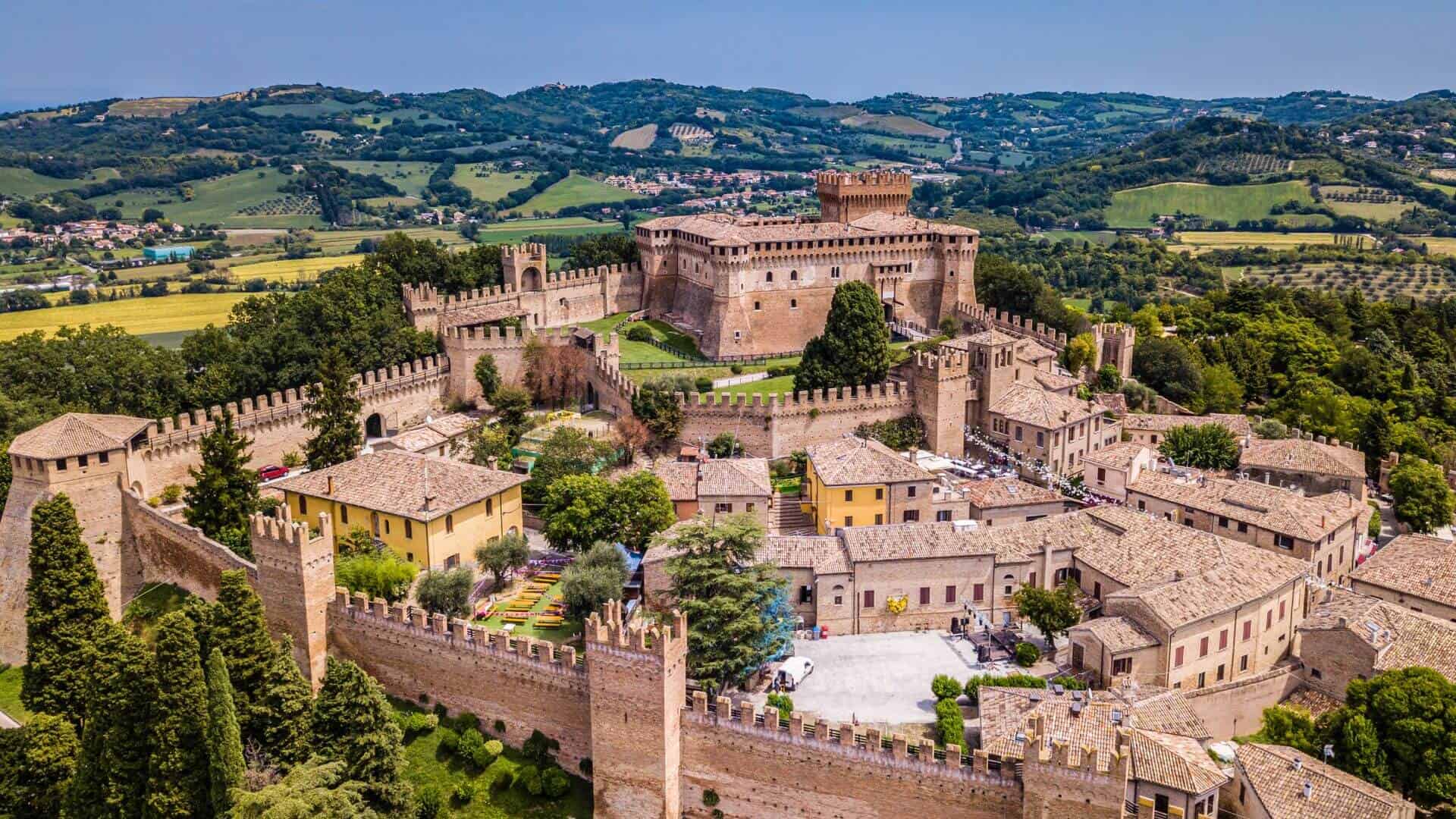 Das Dorf Gradara von oben gesehen