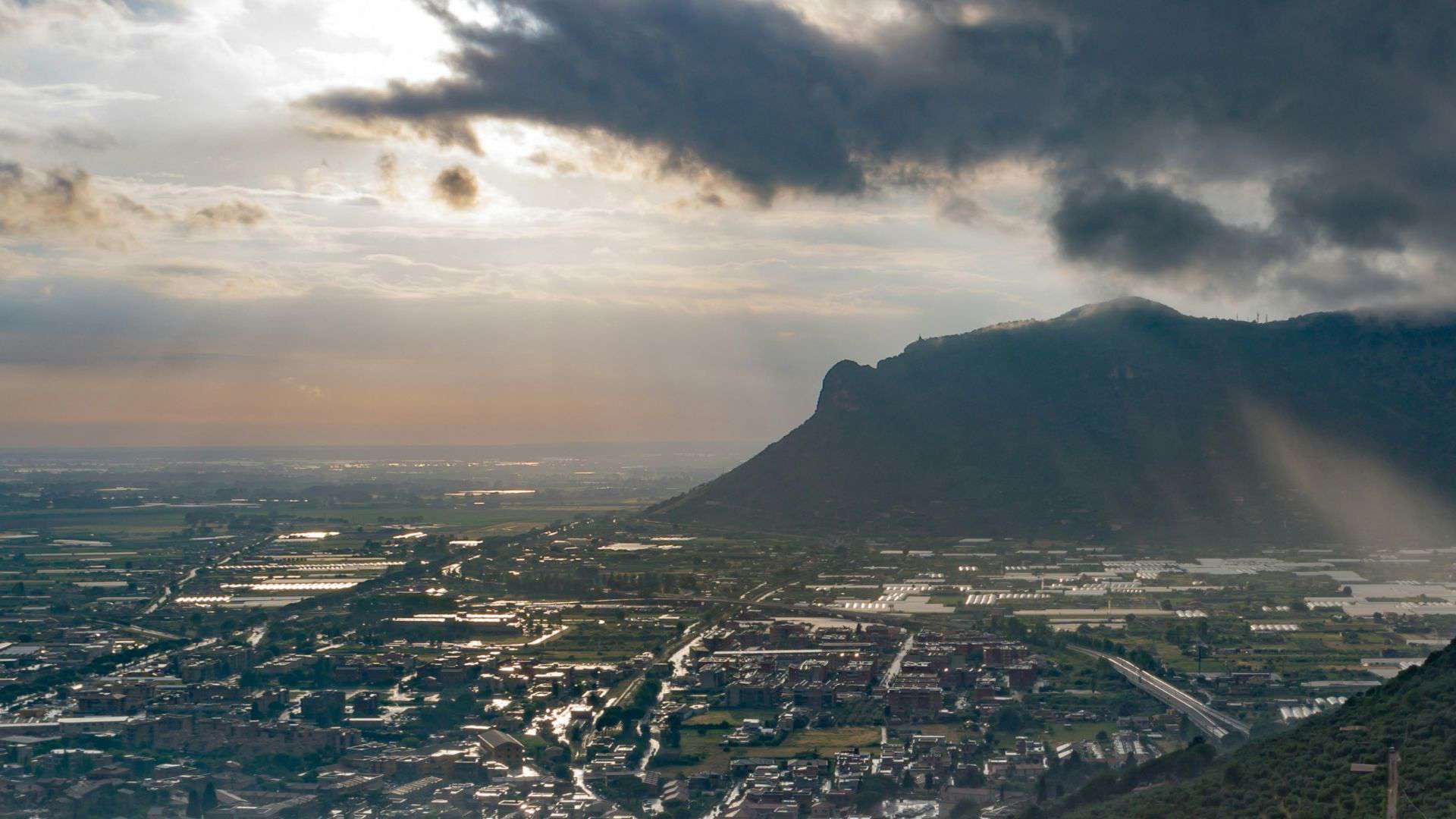 Die Stadt Terracina. Foto von Luca Pennacchio