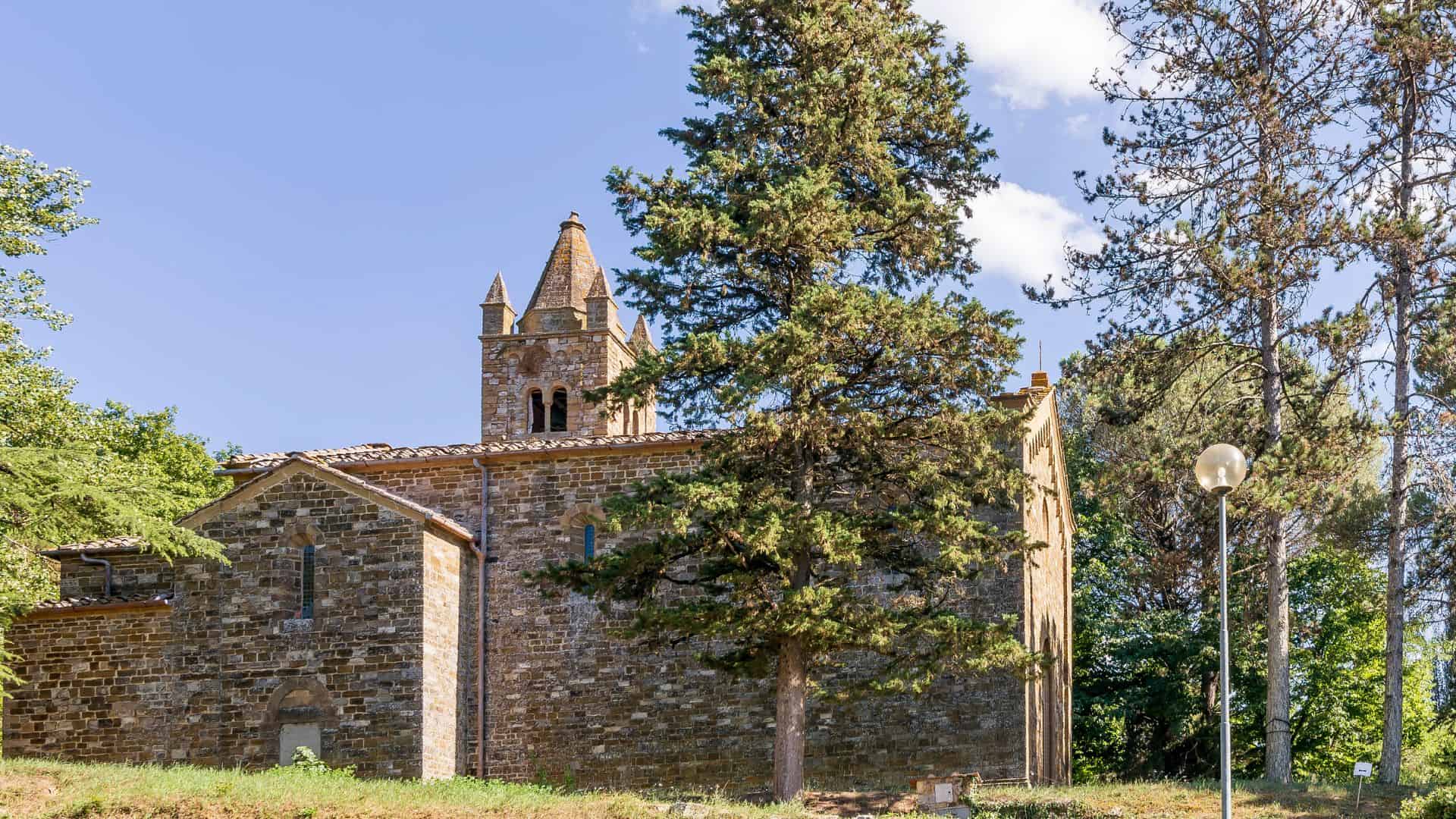 Kirche im Grünen in Lucarelli