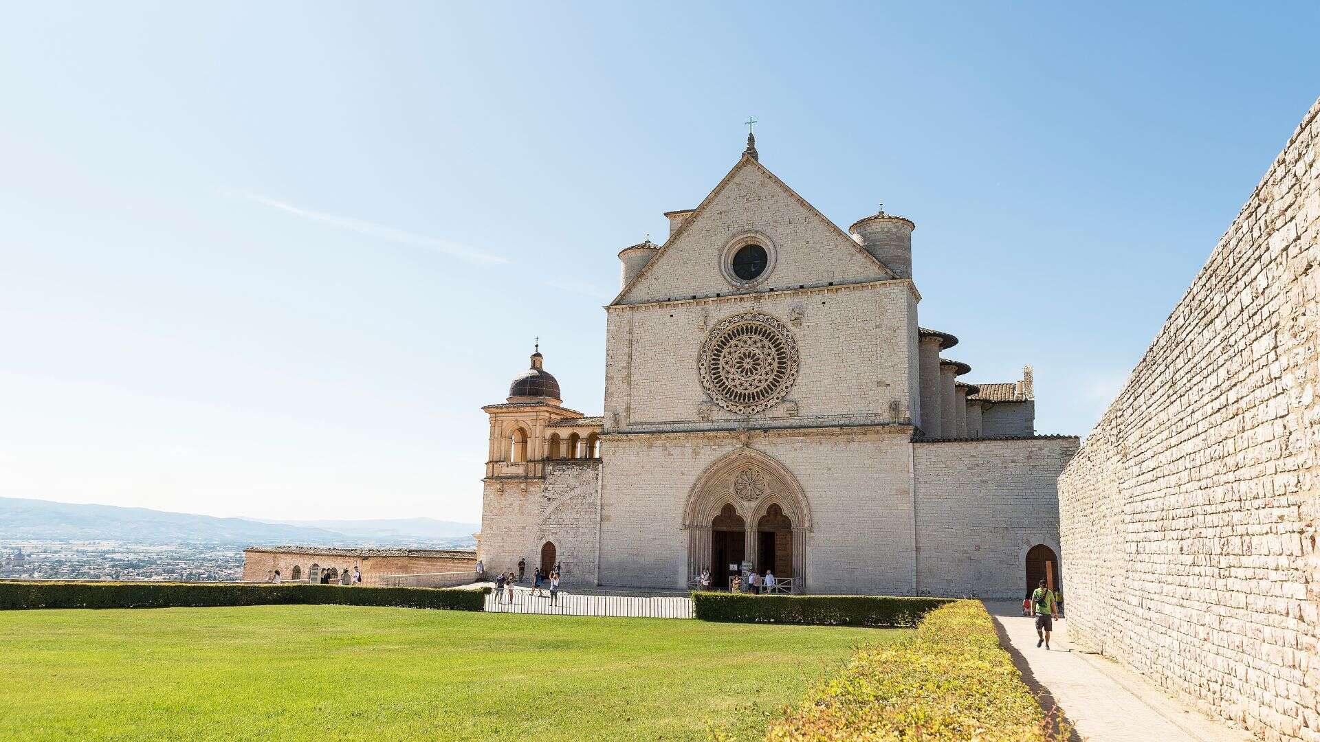 Die Basilika des Heiligen Franziskus von Assisi