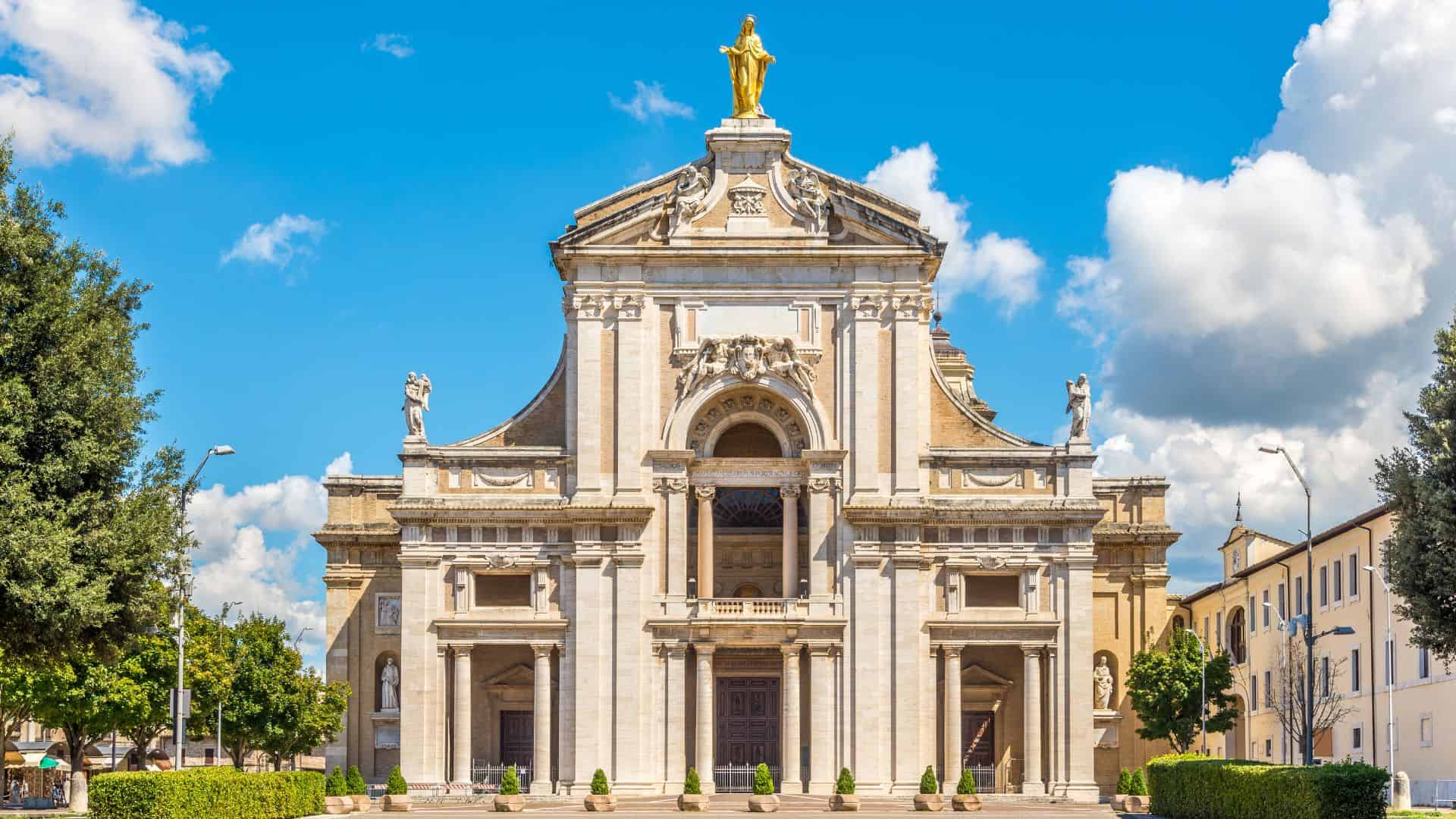 Die Basilika Santa Maria degli Angeli in Assisi