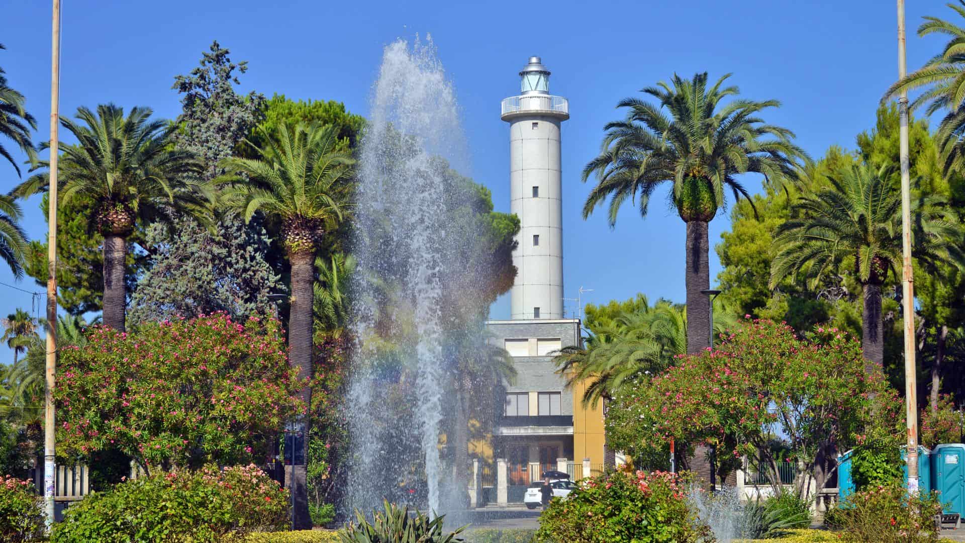 Der Leuchtturm von San Benedetto del Tronto