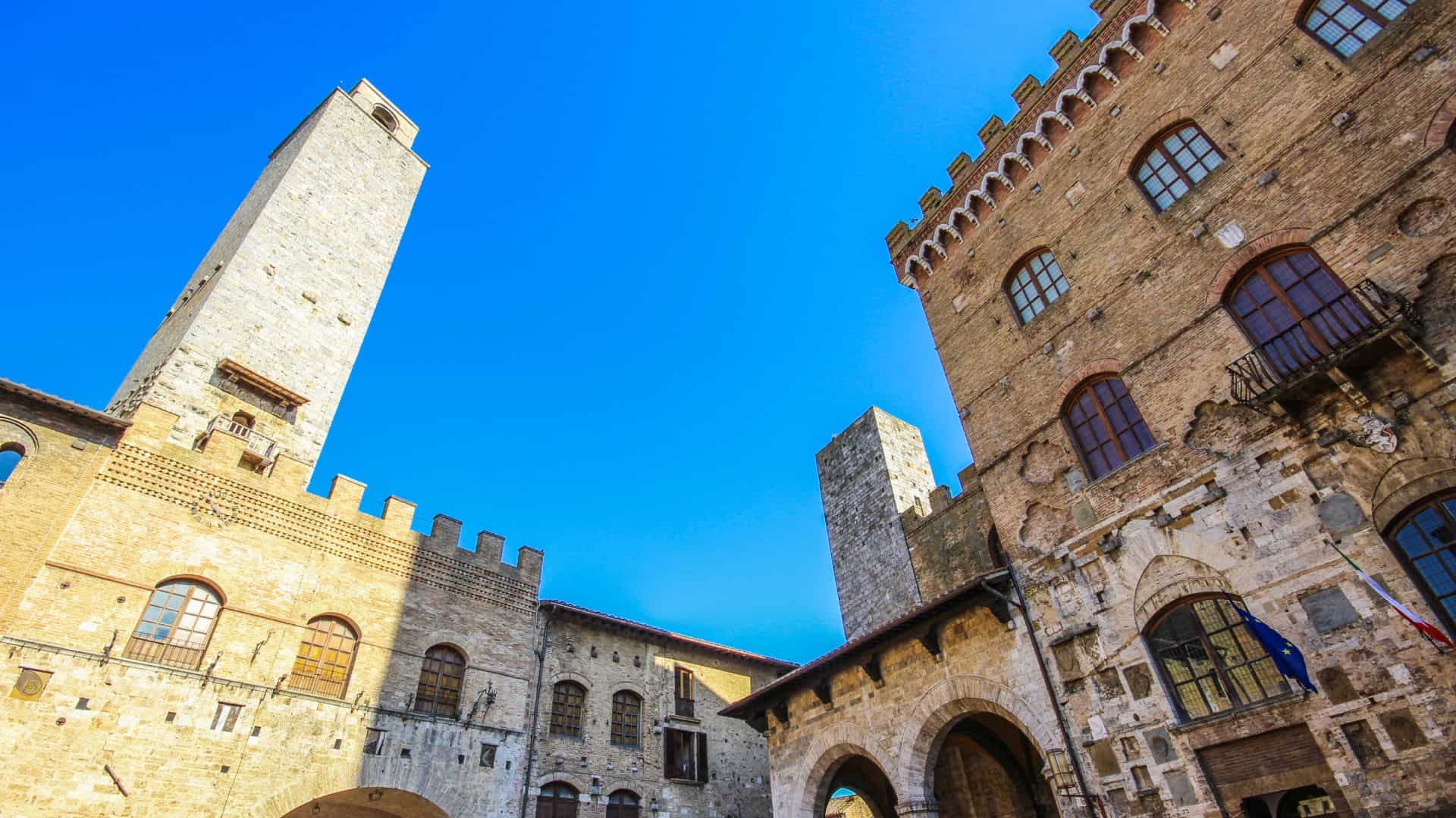 Die Domplatz in San Gimignano
