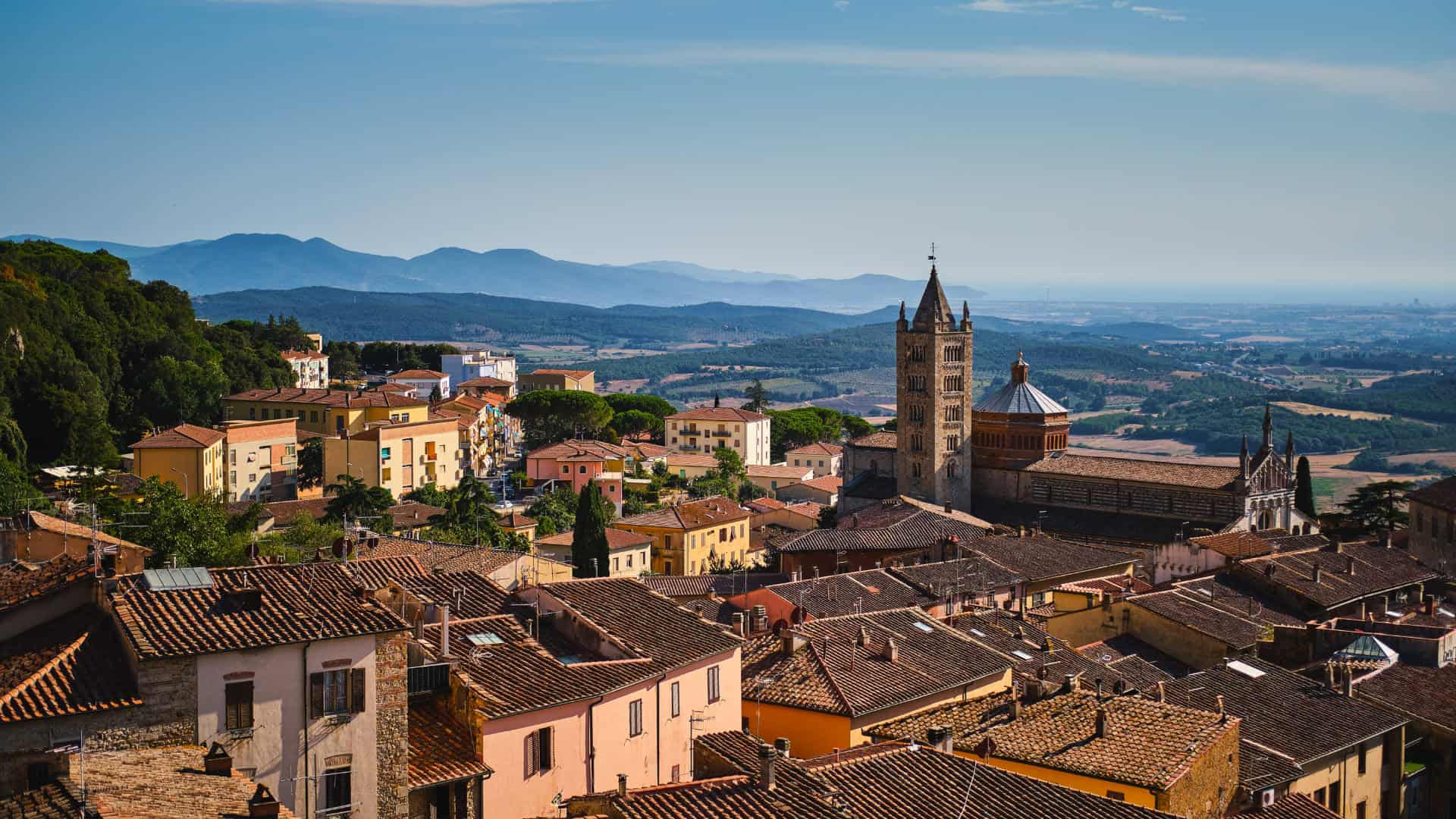 Panoramablick auf Massa Marittima