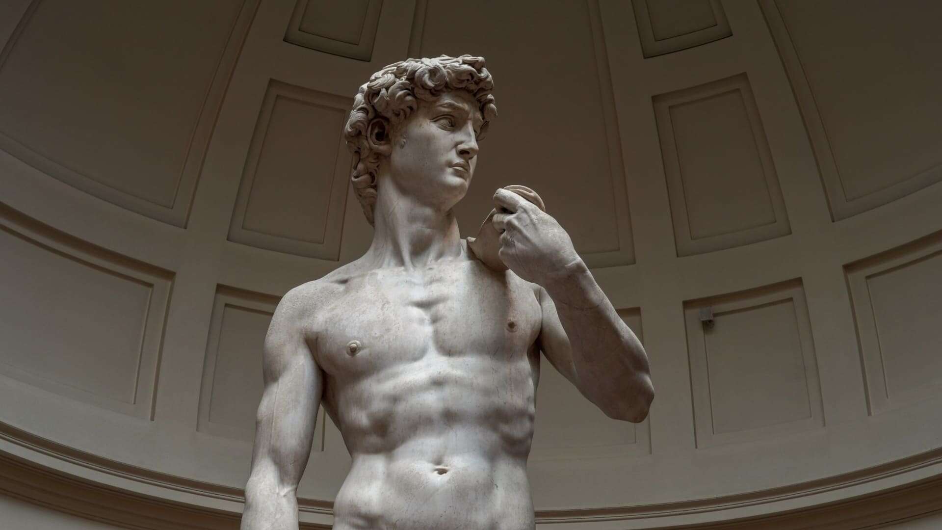 Der David von Michelangelo in der Galleria dell’Accademia. Foto von Commonists